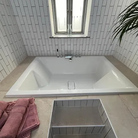 Aplanty House: A Hidden Gem In The Heart Of The Fens Apartment Wisbech Exterior photo