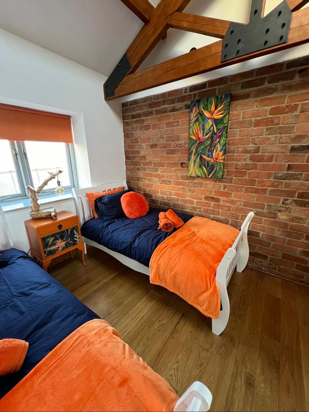 Aplanty House: A Hidden Gem In The Heart Of The Fens Habitación en casa particular Wisbech